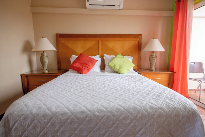 Room 10 of 46