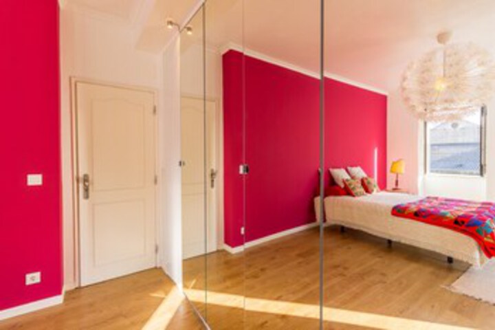 Room 19 of 25