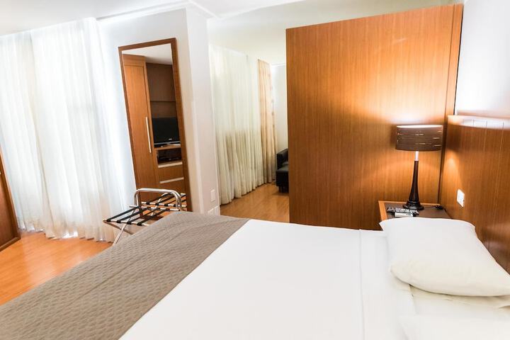 Room 22 of 66