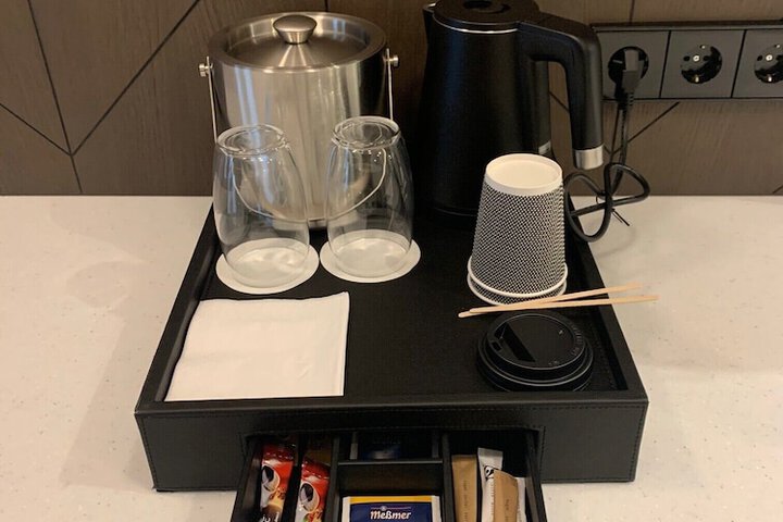 Breakfast/Coffee Service 19 of 39