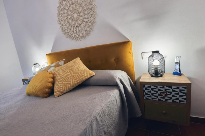 Room 3 of 27