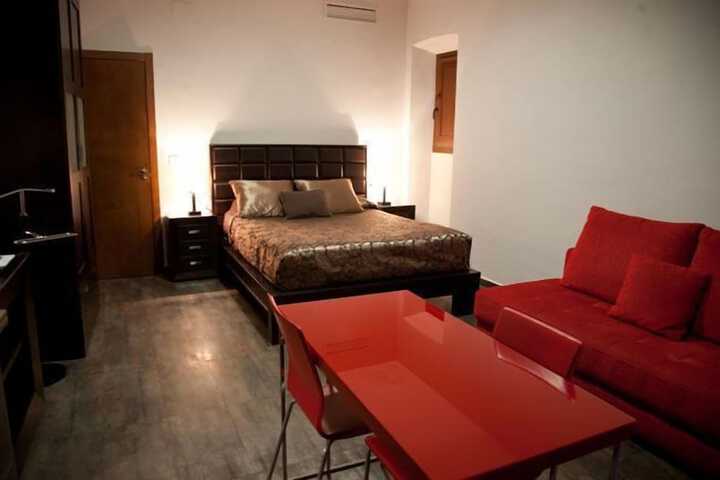 Room 27 of 51