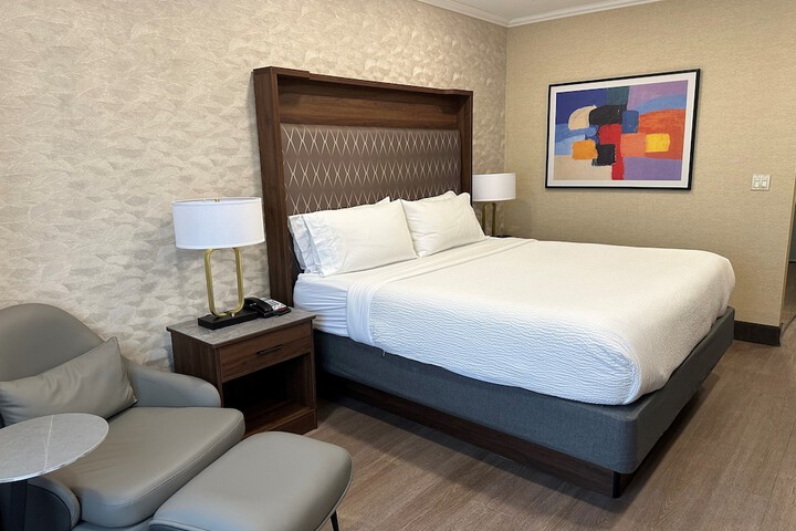 Room 12 of 49