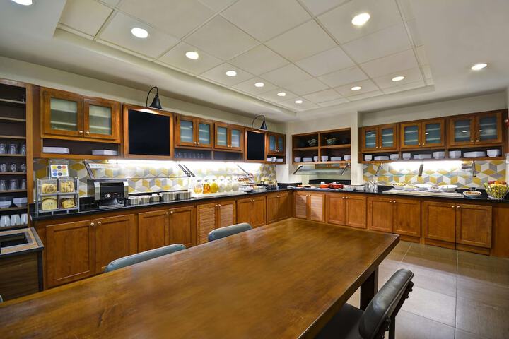 Breakfast buffet