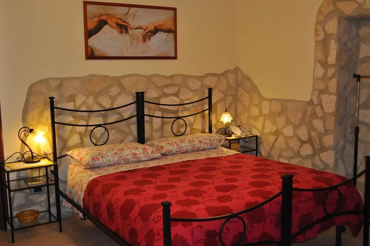 guest_rooms