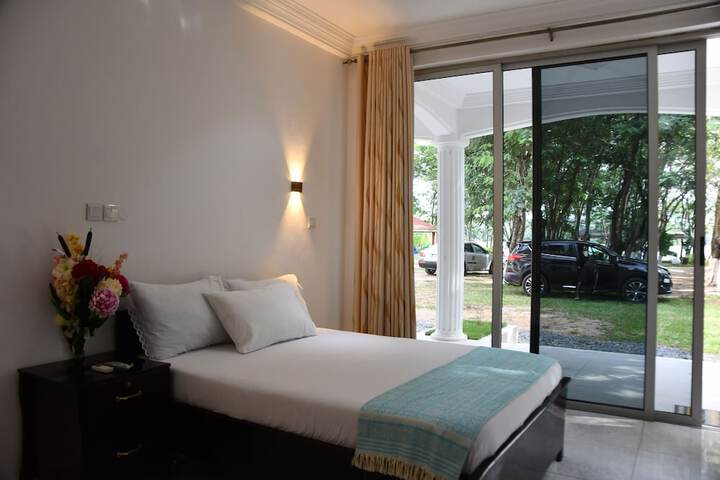 Room 2 of 13