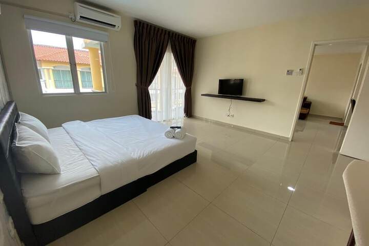 Room 17 of 41