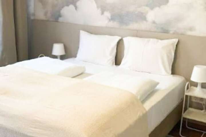 Room 21 of 79