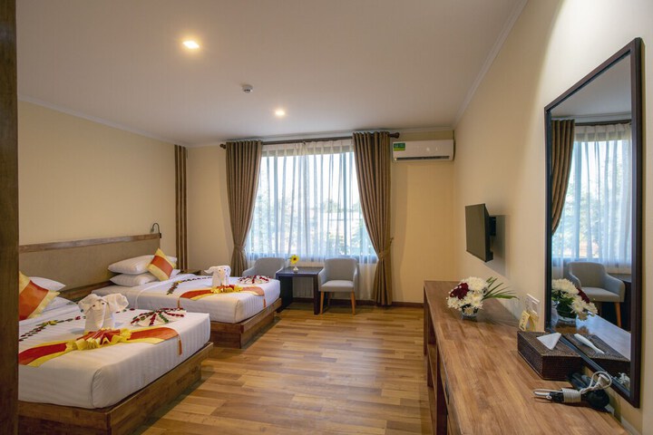 Room 4 of 24
