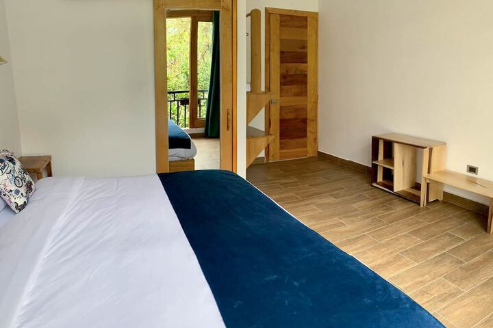 Room 11 of 29