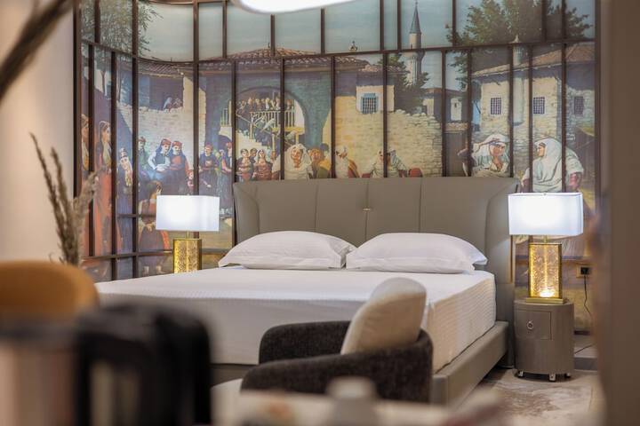 Room 16 of 40