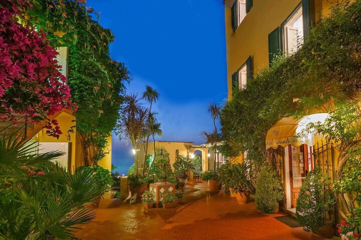 Hotel Monti in Casamicciola Terme