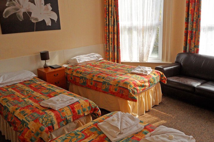 Room 16 of 61
