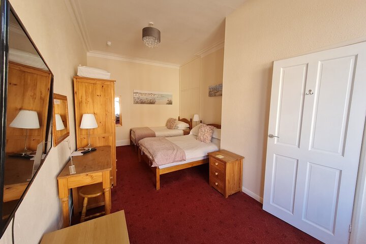 Room 35 of 86