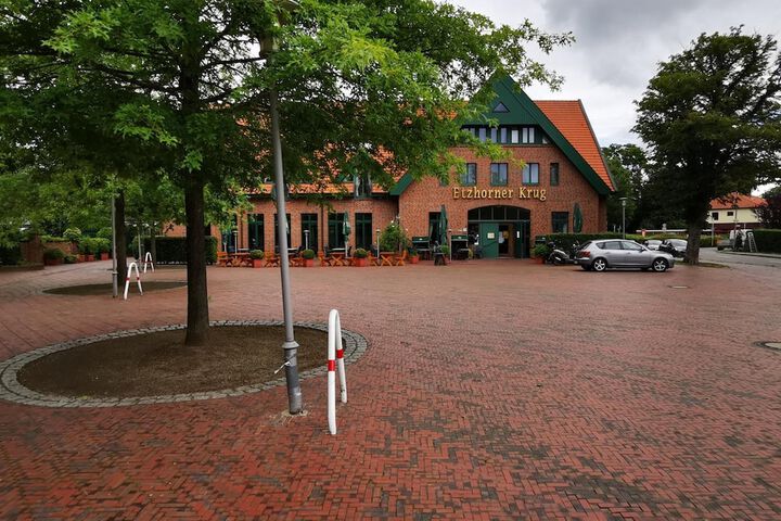 Hotel Entry
