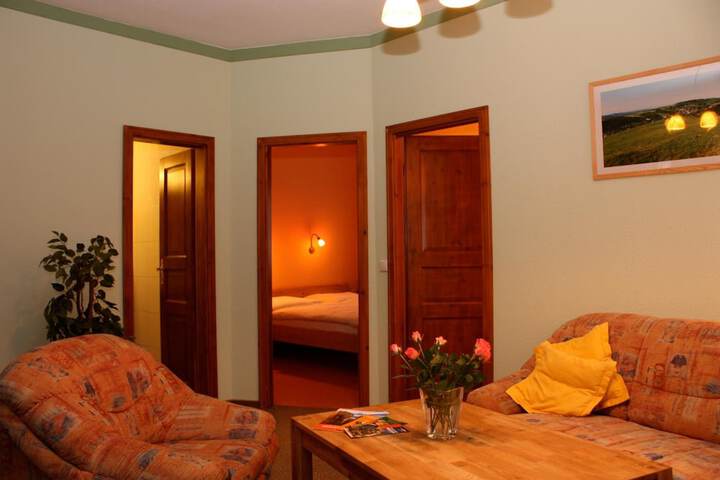 Room 16 of 33