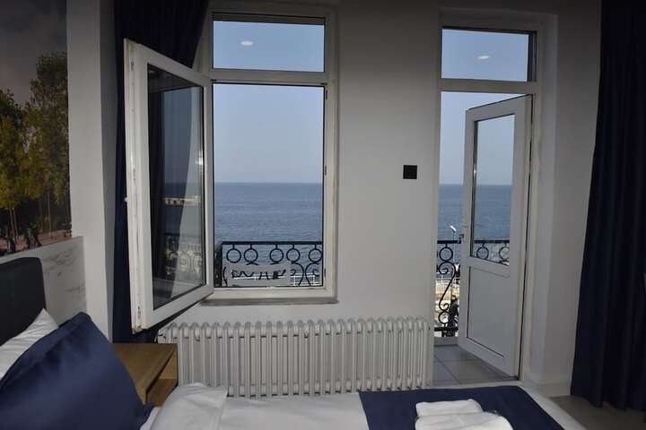 Room 20 of 42