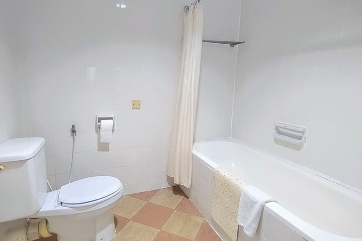 Room 473 of 650