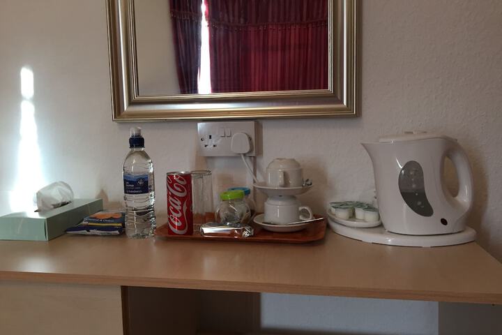 Breakfast/Coffee Service 13 of 18