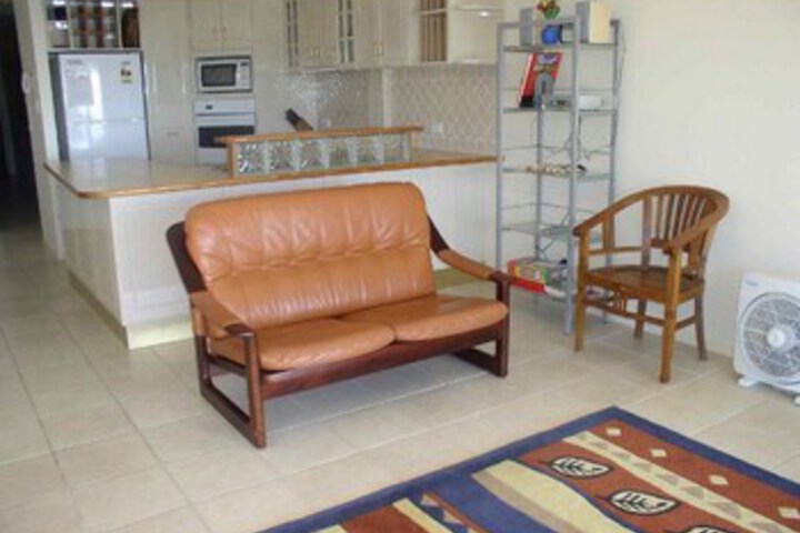Room 3 of 9