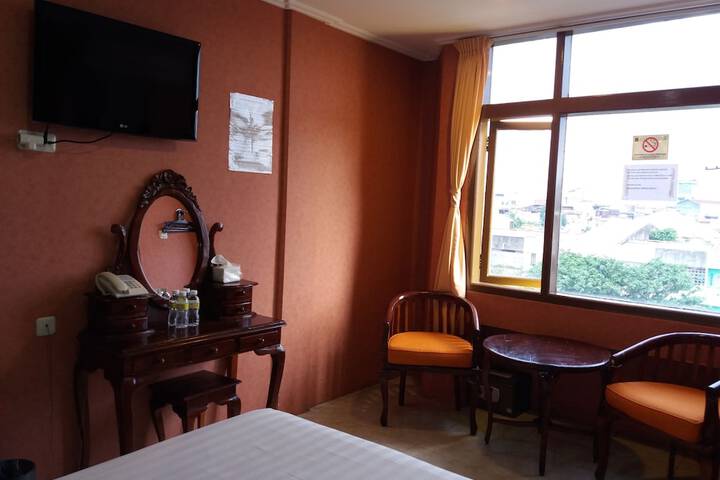 Room 15 of 63