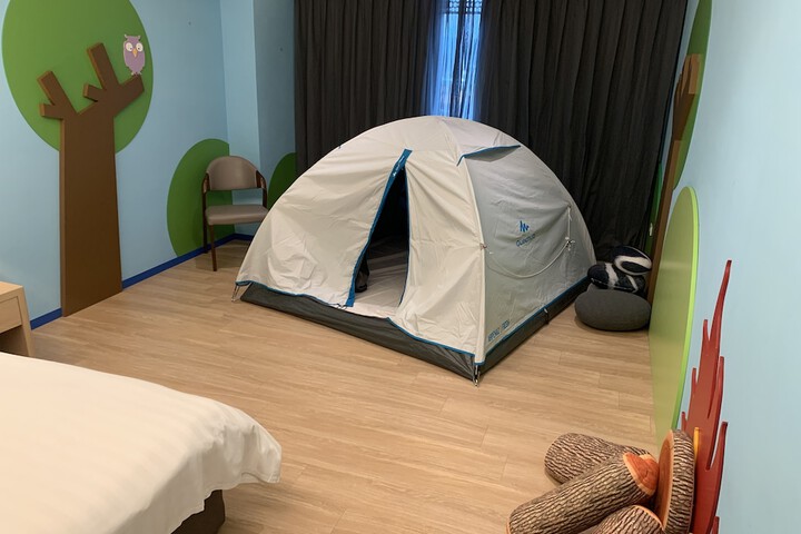 Room 27 of 120