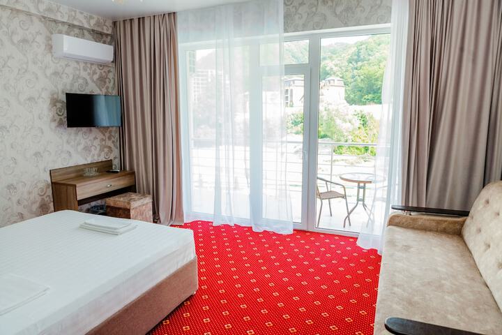 Room 15 of 72