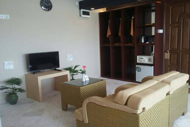 Room 43 of 67