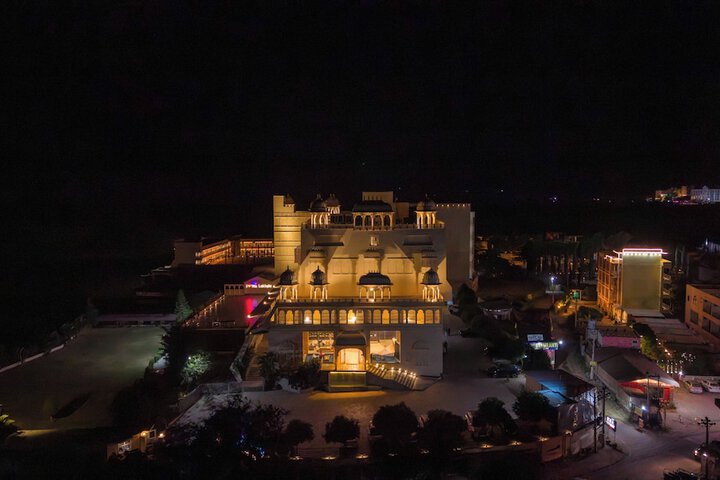 Hotel 74 of 77