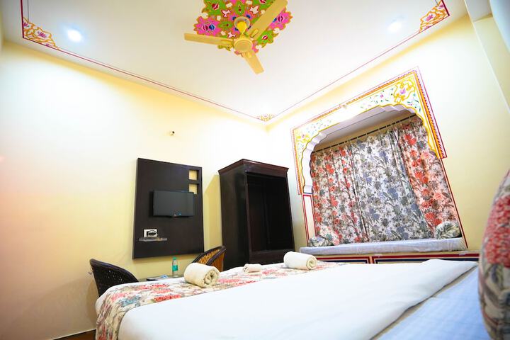 Room 58 of 105