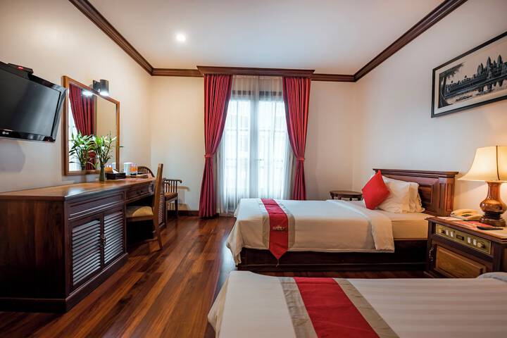 Room 15 of 90