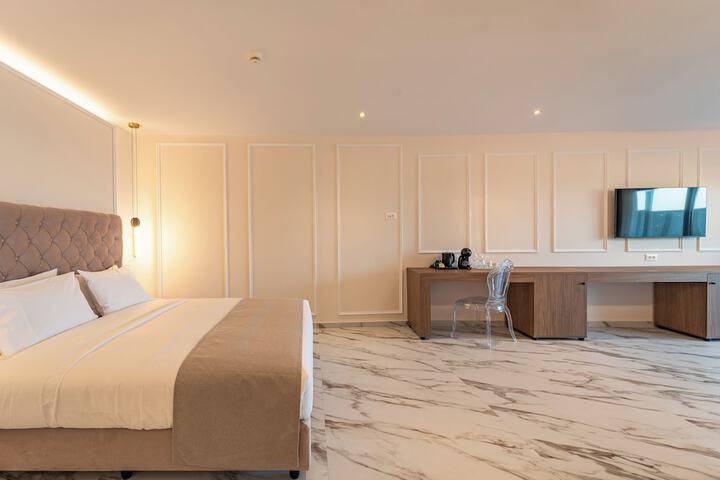 Room 48 of 187