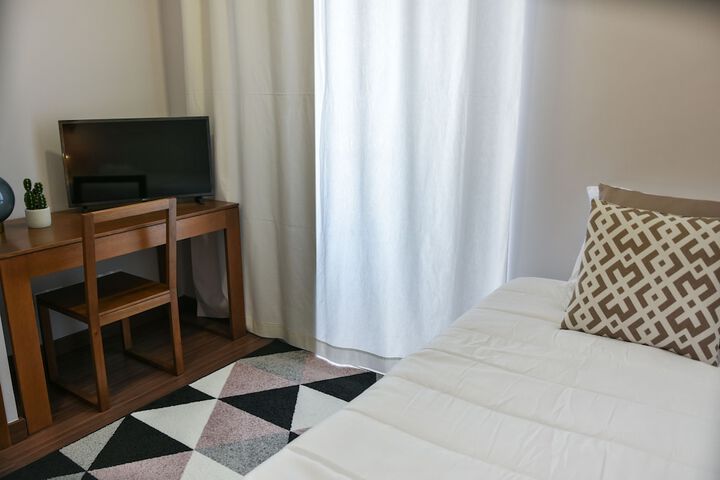 Room 34 of 80