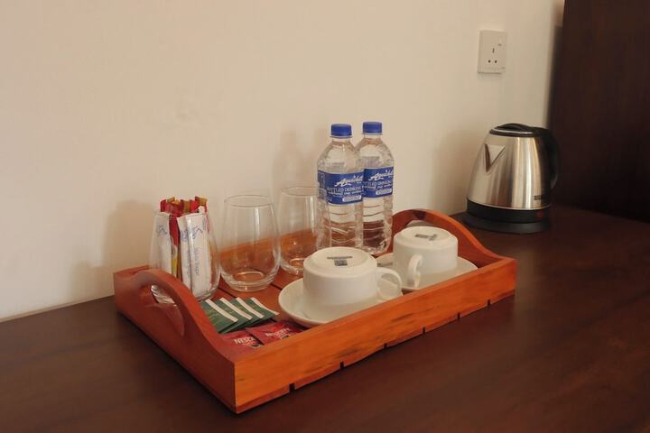 Breakfast/Coffee Service 47 of 90