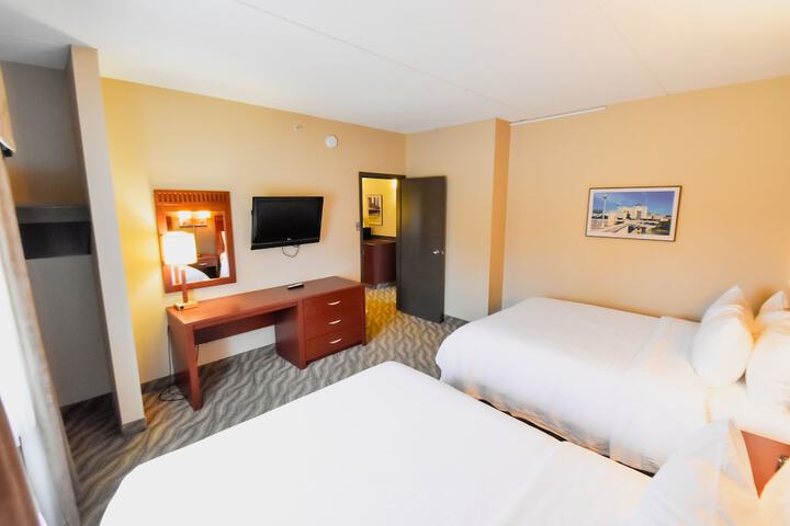 Room 10 of 42