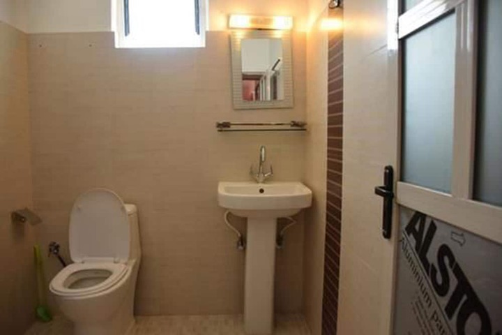 Room 15 of 15