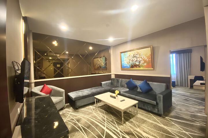 Room 19 of 62