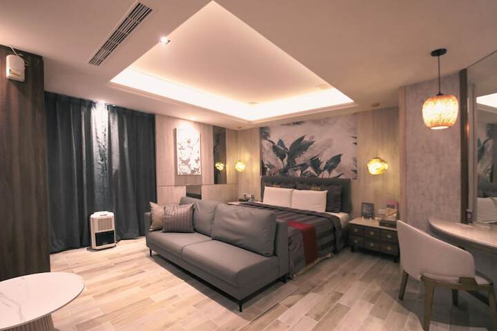 Room 44 of 88