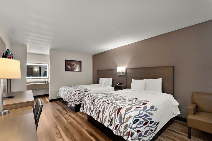 Deluxe 2 Queen Beds Second Floor (6 of 10)