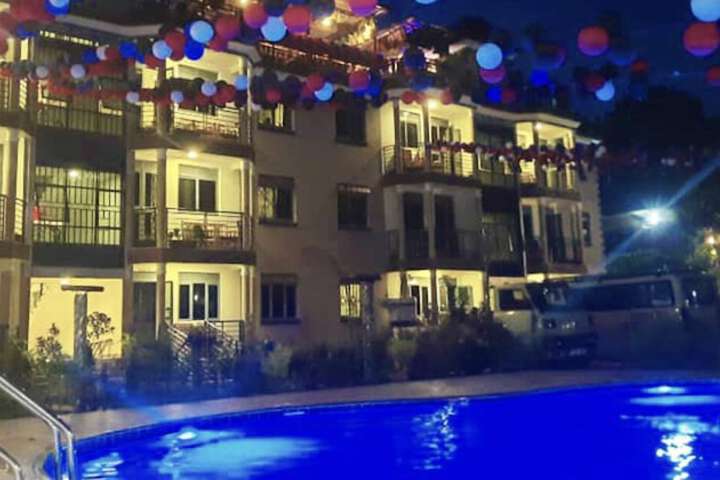 Hotel 44 of 61