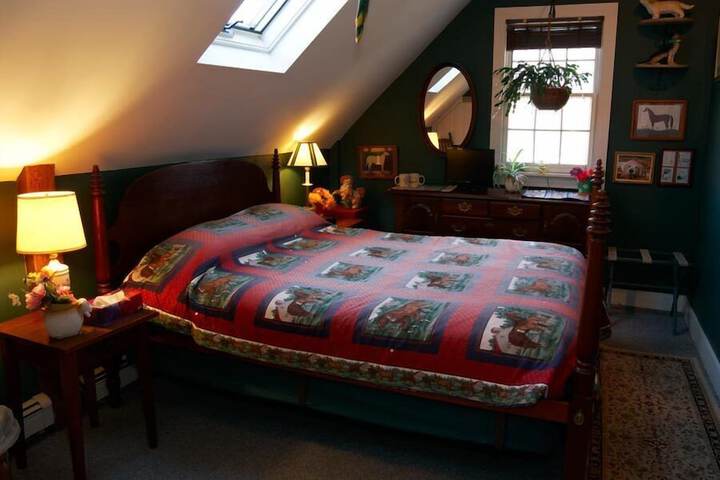 Room 13 of 21