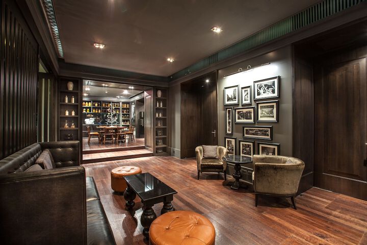 Lounge 99 of 125