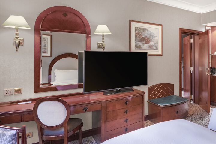 Room 9 of 139