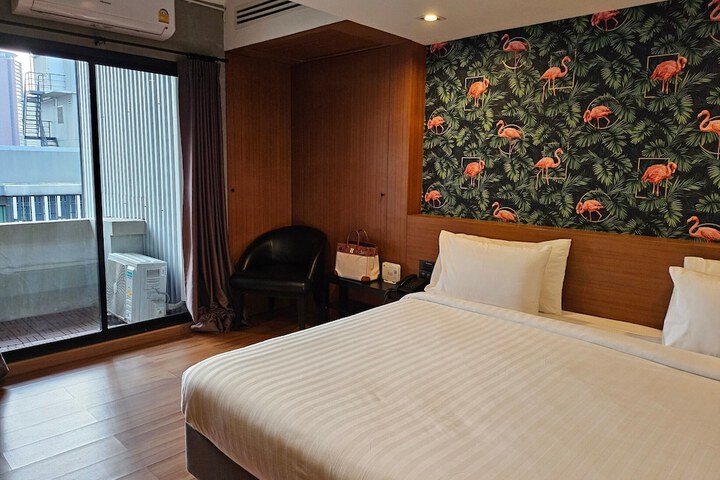 Room 30 of 110
