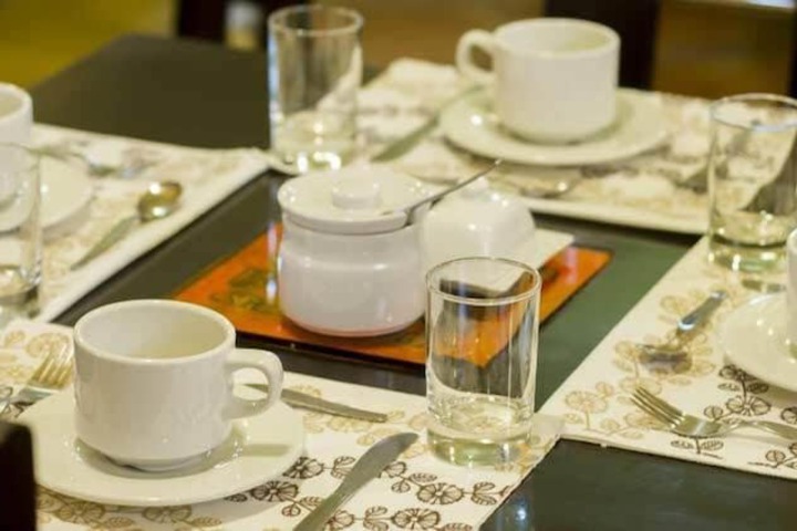 Breakfast/Coffee Service 26 of 48