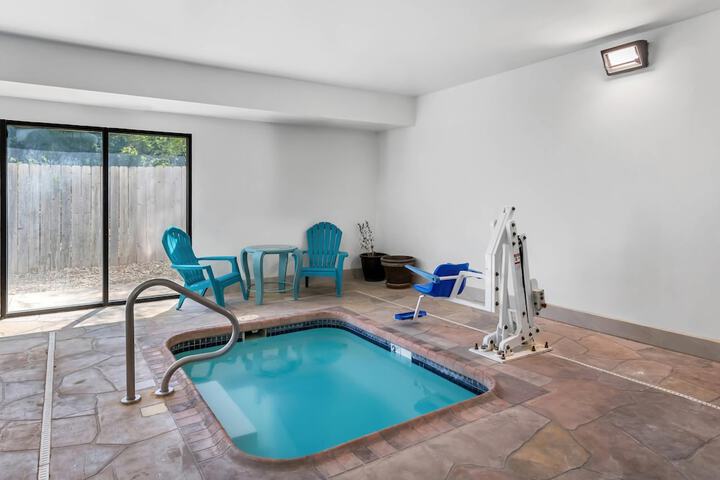 Pool 68 of 106
