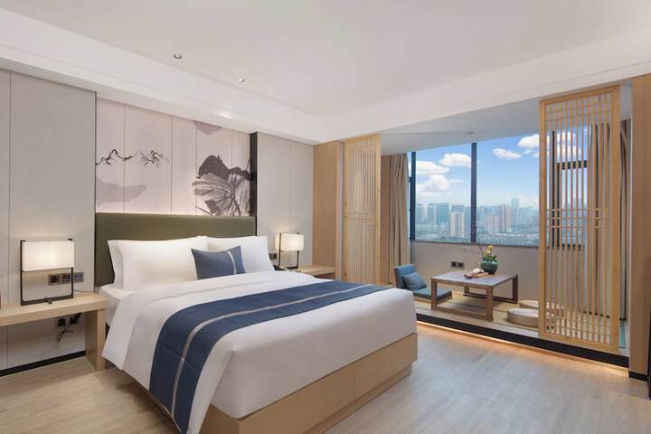Room 7 of 31