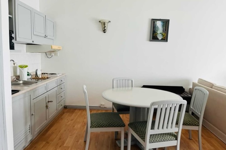 Dining 535 of 650