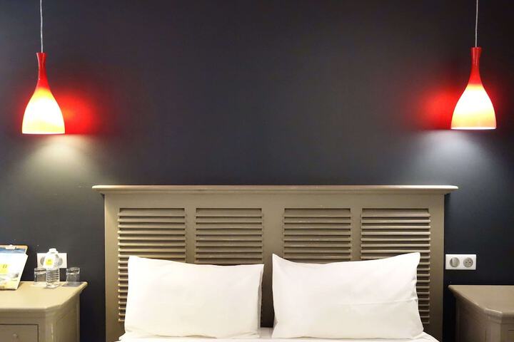 Room 48 of 90