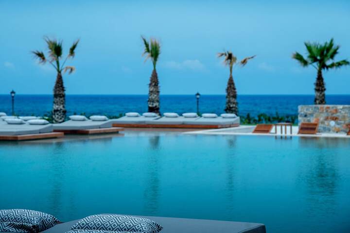 Pool 178 of 328